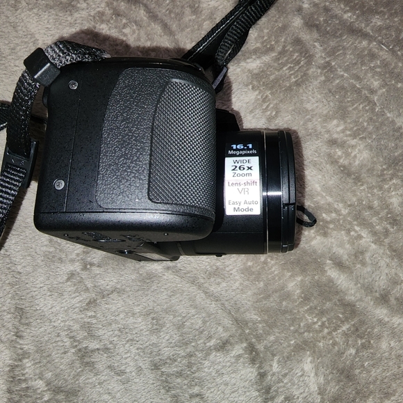 Nikon l320 camera - Picture 2 of 5
